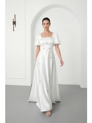 Lafaba Kadın Beyaz Kare Yaka Balon Kol Taşlı Uzun Saten Abiye Elbise