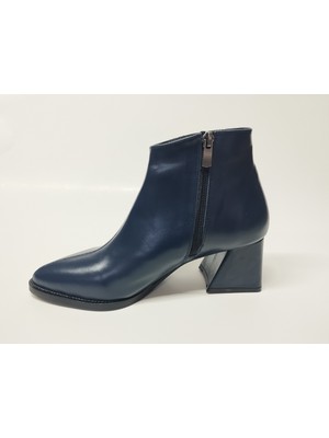 Lucciola Kadın Hakiki Deri Lacivert Deri Topuklu Bot