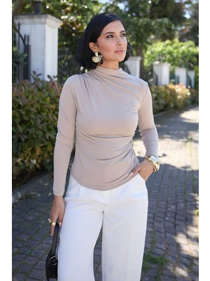 inStyle Omuzu Pileli Sütlü Kahve Bluz