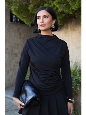 inStyle Omuzu Pileli Siyah Bluz