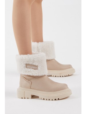 Tonny Black Kadın Krem Süet Dış Materyal Klasik Bot Rahat Kalıp ile Şık Görünüm Sunar