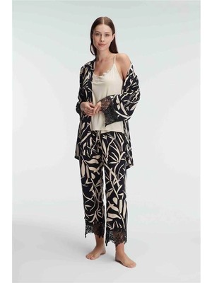 Moda Şahsenem Ip Askılı V Yaka Viskon Tropikal Yazlık Örme Dantel Detaylı Pijama Sabahlık Takımı