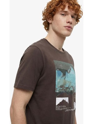 Discovery Expedition D6SM-TST3780 Kahve Bisiklet Yaka Relaxed Baskılı Erkek T-Shirt