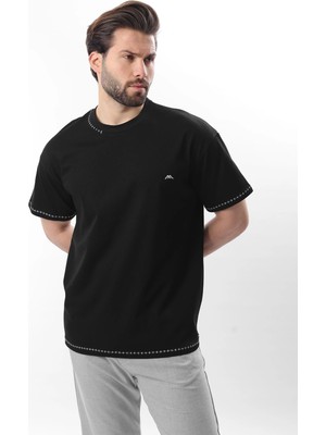 Madmext Siyah Nakış Detaylı Erkek T-Shirt E7112