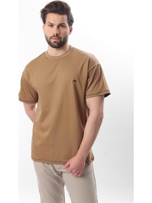 Madmext Kapuçino Nakış Detaylı Erkek T-Shirt E7112
