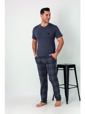 Estiva Erkek Kareli Alt Desenli Füme Kısa Kollu Patlı Penye Pijama Takımı