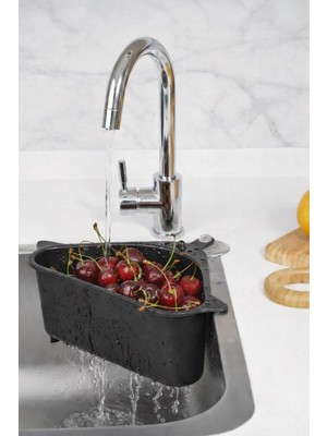 Mikasso Vantuzlu Üçgen Lavabo Süzgeci Mutfak Evye Köşe Süzgeci Siyah Plastik