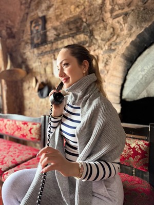 Levamor Kadın Yüksek Boğazlı Fermuarlı Balaklava Atkılı Boyunluk Şal Detaylı Kışlık Şapka