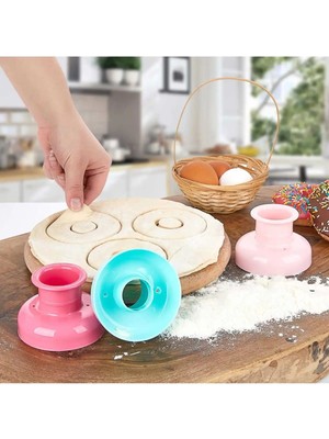 Mikasso Pratik Donut Hamur Kesici ve Şekillendirici Kalıp Aparatı Pişi Çörek Donut Kalıbı Plastik