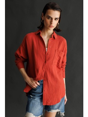 3833 Kadın Oversize Cepli Müslin Gömlek Kiremit