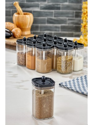 Mikasso Pratik Baharatlık Seti, Kaşıklı Kristal Şeffaf Baharatlık Takımı, 250ML Hacim, 3 Adet Plastik