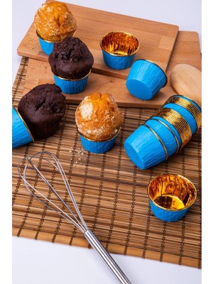 Mikasso Mavi Parlak Karton 25'li Kek Kalıbı Kenarı Gold Kaplama Fırında Dağılmayan 6.5x4 cm Muffin Cupcake K