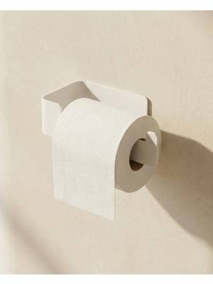 Form Design Yapışkanlı Metal Tuvalet Kağıdı Askılığı – Modern Wc Kağıtlık – Mat Siyah / Beyaz