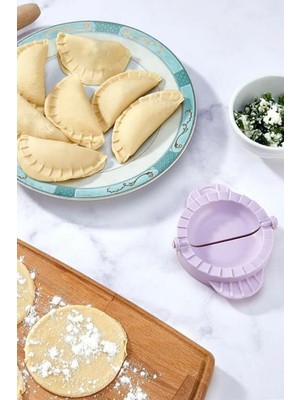 Mikasso Pratik Plastik Ravioli Poğaça ve Çiğ Börek Kalıbı 3 Lü Set Plastik