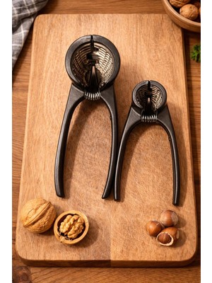 Mikasso 2'li Set Sağlam Döküm Ceviz ve Fındık Kıracağı | Ergonomik ve Şık Tasarım Döküm Siyah