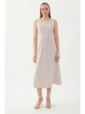 Vitrin Önü Detaylı Sıfır Kol Elbise