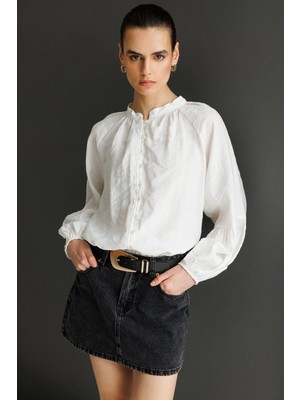 Mixray 4826 Kadın Hakim Yaka Balon Kol Düğmeli Bluz Ekru