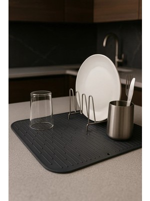 Mikasso Silikon Bulaşık Kurutma Matı Su Toplamaz Kaydırmaz Bulaşıklık Tencere Altlığı 40X31 cm Silikon Gri