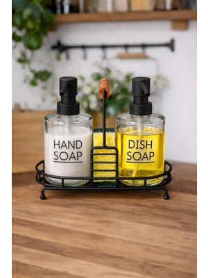 Tiran Cam Sıvı Sabunluk Seti 2’li – Beyaz Metal Standlı, Ahşap Saplı Mutfak & Banyo Sıvı Deterjan Dispenser Seti Süngerlikli 🎁 Sürpriz Hediye(Stoklarla sınırlı)