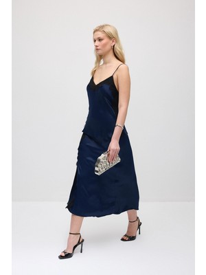 Gusto Dantel Garnili Uzun Saten Etek - Lacivert