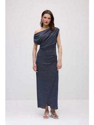 Gusto Asimetrik Omuzlu Simli Abiye Elbise - Gri