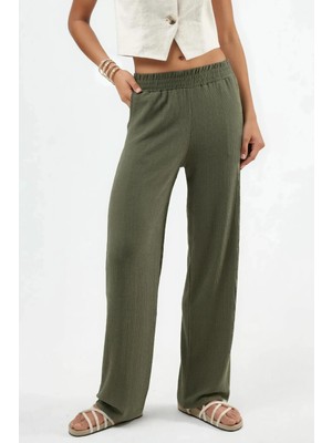 Hiccup Kadın Düz Paça Dokulu Pantolon Ellie Collection Haki Yeşil