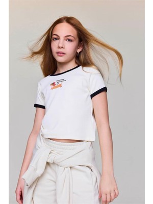 Defacto Slım Fıt Baskılı Fitilli Kaşkorse Ekru Kız Çocuk T-Shirt D8542A8/ER98