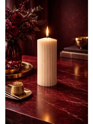 Leylak Kokulu Uzun Şamdan El Yapımı Bitkisel Bazlı Beyaz Soya Mumu 21CM