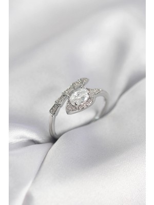 Marsilyan Yılan Model Gümüş Renk Zirkon Taşlı Kadın Yüzük - TJ-BYK4012