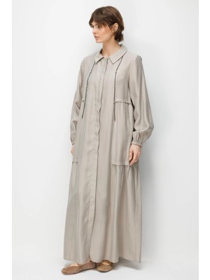 Micca %80 Doğal LyoCELL Dökümlü Soft Hissiyatlı Yaka Aksesuar Garni Detaylı Kap Ferace-Taş