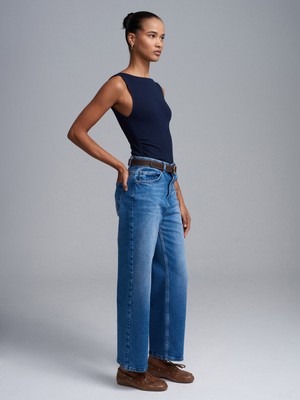 Dilvin 72299 Kemerli Kısa Pantolon-Mavi