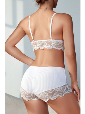 MiraLive Kadın Beyaz Kaşkorse ve Dantel Detaylı Şortlu Gecelik Takım