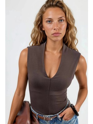 Hiccup Kadın Busem V Yaka Kolsuz Bluz Kahve Kahvesi