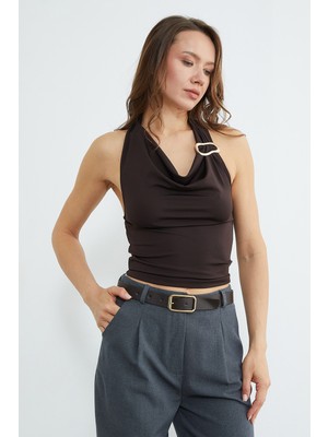 FullaModa Boyundan Geçmeli Tokalı Bluz