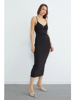 FullaModa Çapraz Askılı Kaplı Midi Boy Elbise