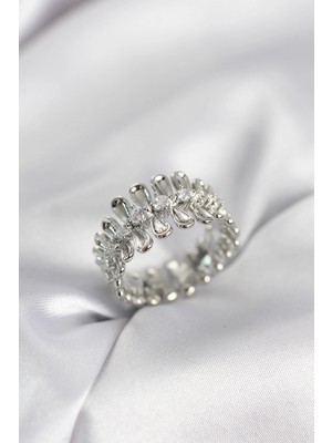 MiraLive Gümüş Renk Zirkon Taşlı Sıralı Damla Model Kadın Yüzük - TJ-BYK4045