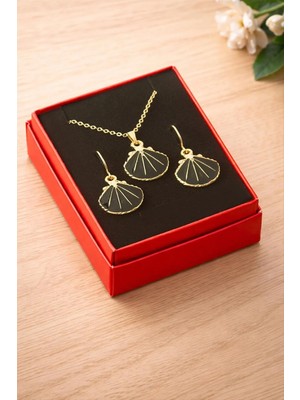 Hsc Bilişim Istiridye Mineli Kutulu Kolye Set