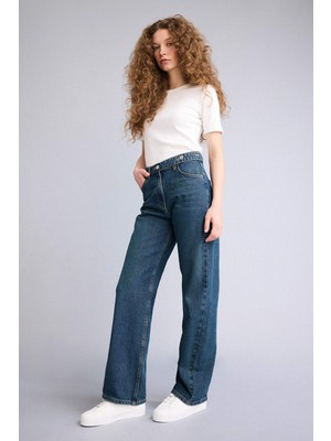 DeFacto 90's Wide Leg Yüksek Bel Düz Paça Uzun Jean Pantolon G8749AX26SP