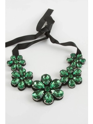 Hsc Bilişim Papatya Taşlı Yaka Kolye