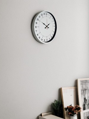 Marsilyan 36 cm Beyaz 24 Saat Göstergeli Özel Tasarım Duvar Saati