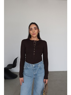 Özge Özgenç Çıtçıtlı Uzun Kollu Bluz