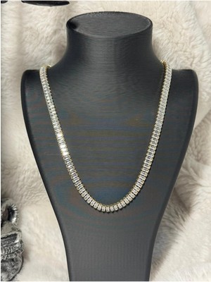 Ince Baget Taşlı Tenis Kolye – Zarif ve Işıltılı Kadın Kolyesi