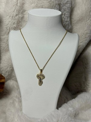 Işıltılı Taşlı Anahtar Kolye – Şans ve Yeni Başlangıçların Simgesi Şık Kadın Kolyesi