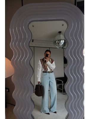 Özge Özgenç Yüksek Bel Yıkamalı Jean