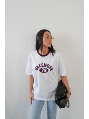 Özge Özgenç Valencia Baskılı Tshirt