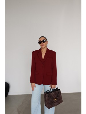 Özge Özgenç Kapak Düğmeli Blazer Ceket