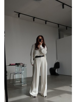 Özge Özgenç Yüksek Bel Kemerli Pantolon