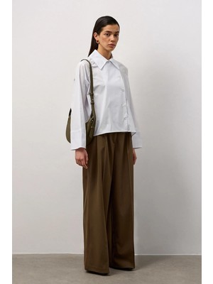 Molene Beyaz Yandan Düğmeli A Form Gömlek