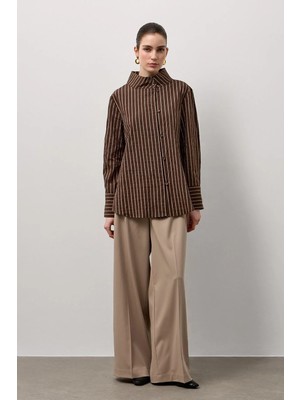 Molene Kahverengi Çizgili Dik Yaka Gömlek