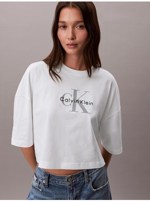 Calvin Klein Kısa Kollu Kutulu Kesim Kısa Monologo Kadın Beyaz T-Shirt LV047F828G-YAF